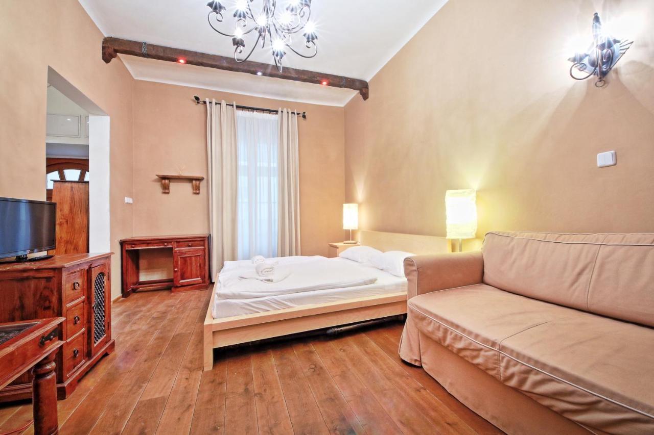 Rose Antique Apartment Прага Экстерьер фото