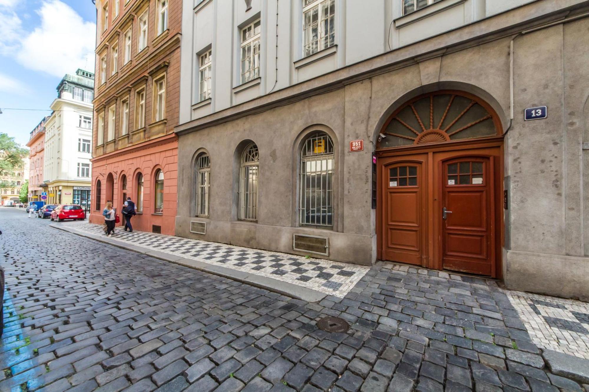 Rose Antique Apartment Прага Экстерьер фото
